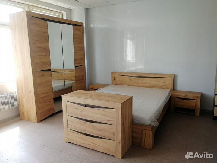 Тумба прикроватная