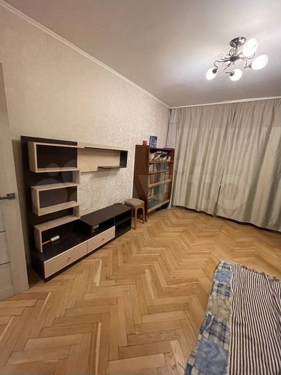 Комната 17 м² в 3-к., 7/8 эт.