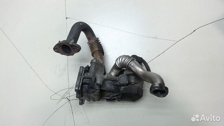 Клапан рециркуляции газов Volkswagen Passat 6, 201