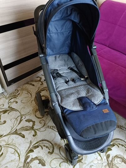 Коляска прогулочная Babyzz B100