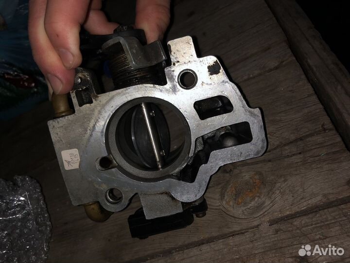 Дроссельная заслонка ваз