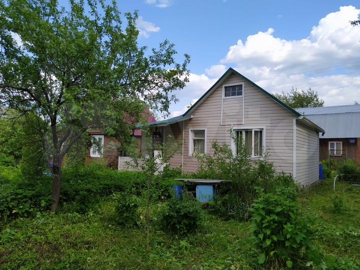 Дача 32,1 м² на участке 4,4 сот.