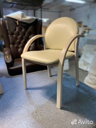 Офисный стул