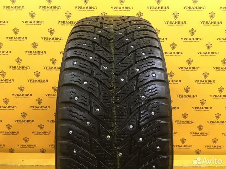 Nokian Tyres Hakkapeliitta 8 SUV 235/60 R17 106T