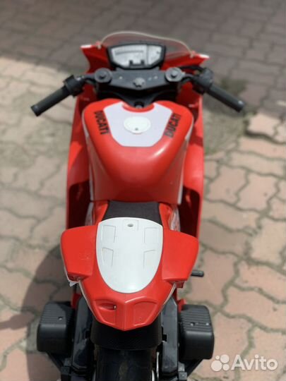 Детский электромотоцикл Ducati GP PEG-perego