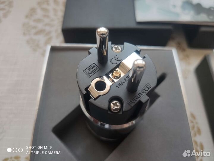 Силовые разъёмы Furutech FI-50