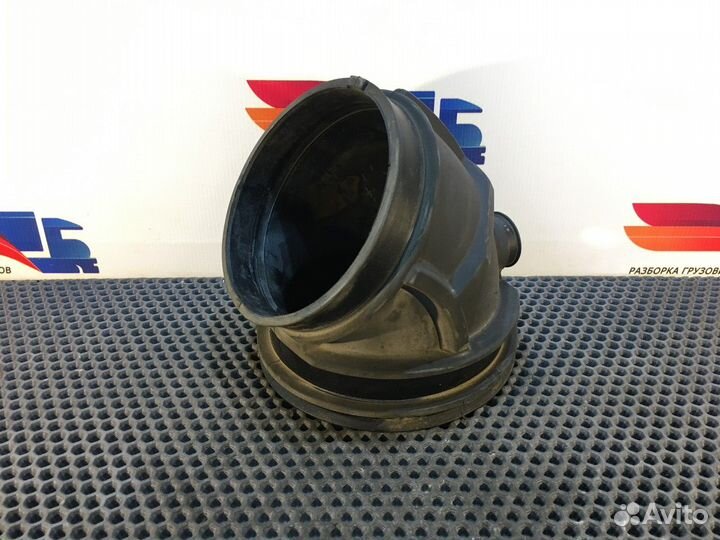 8149067 Патрубок воздушного фильтра