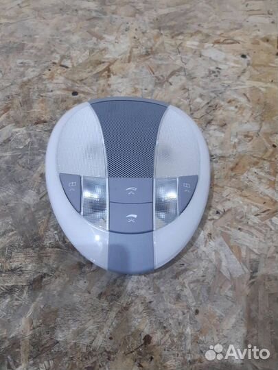 Светильник салона задний A2118202001 Mercedes-Benz