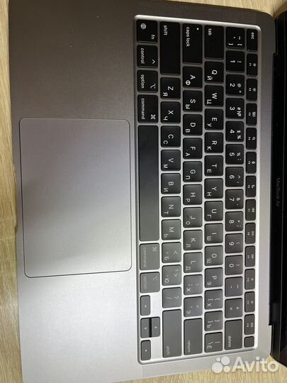 Macbook air 13 m1 8 256