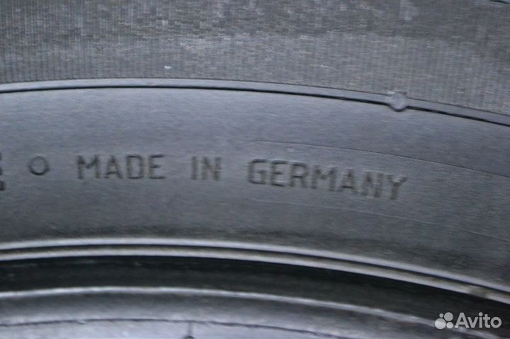 Continental ContiIceContact 235/55 R17