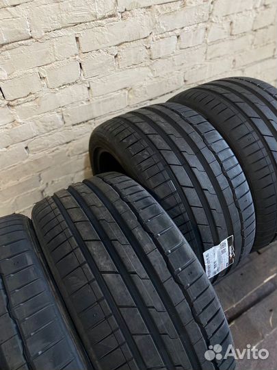 Hankook Ventus S1 Evo 3 K127 255/40 R18 и 285/35 R18 99Y