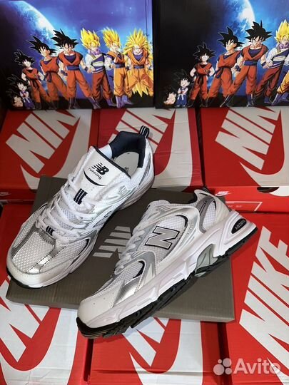 New Balance 530