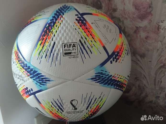 Футбольный мяч adidas