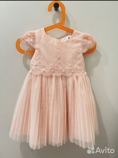 Нарядное платье на девочку 80 размер
