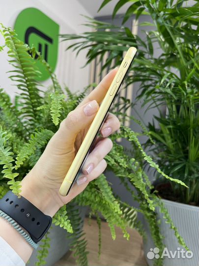 iPhone Xr, 128 ГБ