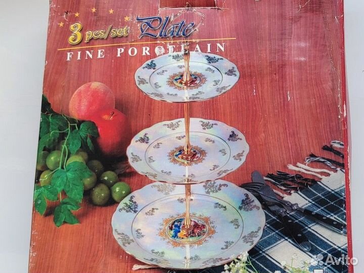 Этажерка фарфоровая, Чехословакия