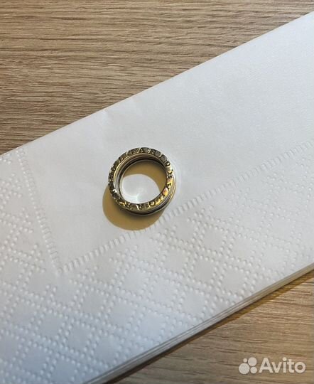 Золотое кольцо bvlgari