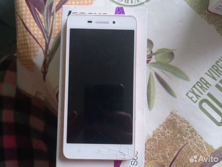 Lenovo S60, 2/8 ГБ