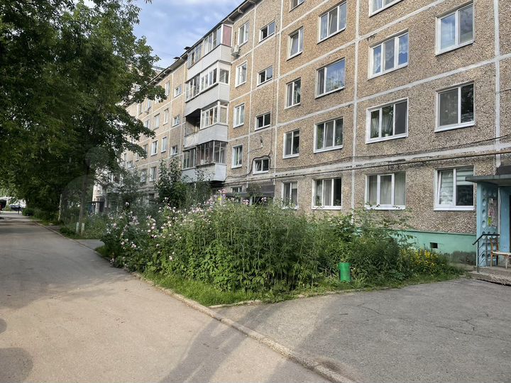 2-к. квартира, 47 м², 1/5 эт.