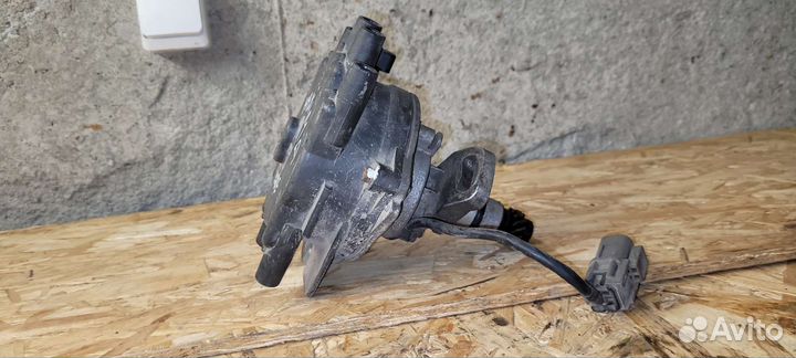 Трамблер распределитель Nissan Maxima vg30de