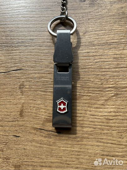 Victorinox брелок
