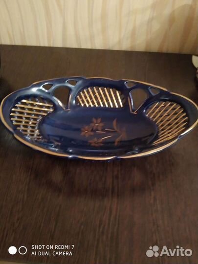 Ваза для фруктов. Керамика с позолотой