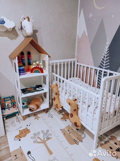 Детская кроватка