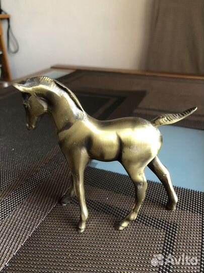 Бронзовая статуэтка