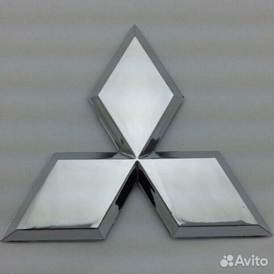 Шильдик Mitsubishi