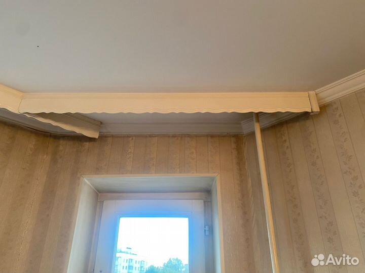 Карнизы потолочные