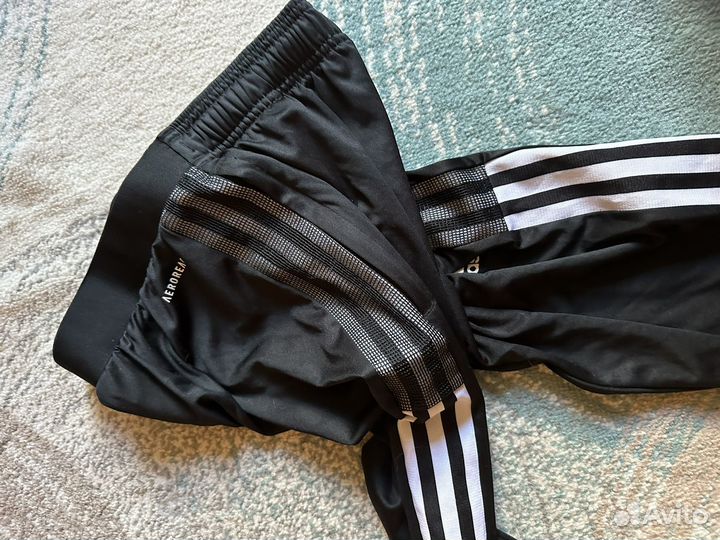 Шорты адидас