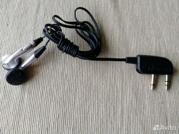 Наушники для рации с двумя штекерами