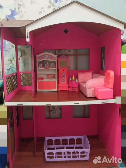 Домик кукольный