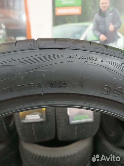 Kustone Passion P9S 255/45 R20 105W