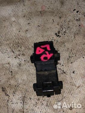 Кнопка стеклоподъемника Toyota RAV4 (XA40) IV (201