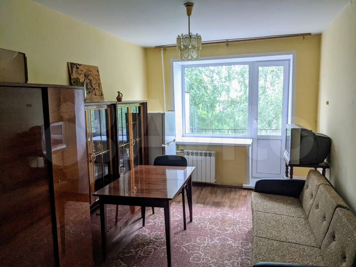 3-к. квартира, 60 м², 3/5 эт.