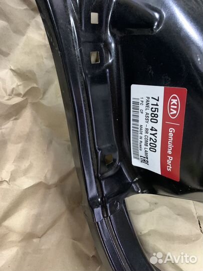 Панель крепления заднего фонаря 71580-4Y200