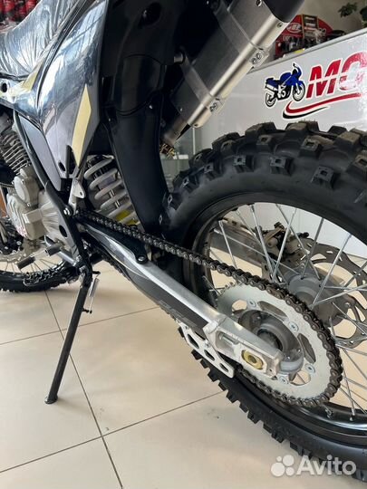 Кроссовый мотоцикл BSE Z3 21/18 Gold Black (130)
