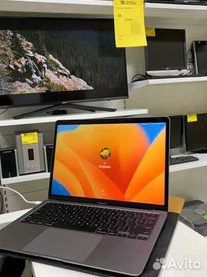 Ноутбук MacBook Air 13 2020 (162)
