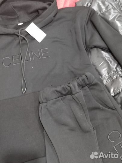 Спортивная одежда женская