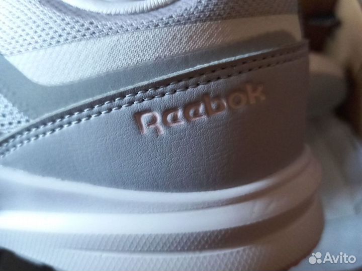 Кроссовки Reebok новые