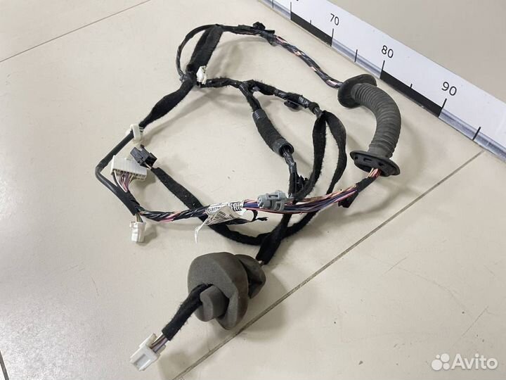 Проводка двери Nissan Terrano D10 2014