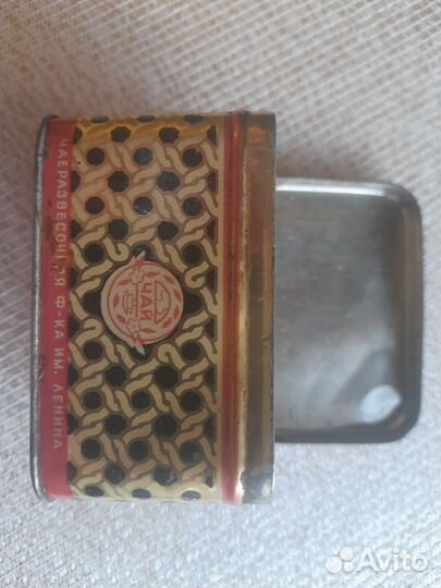 Жестяная коробка из под чая. СССР