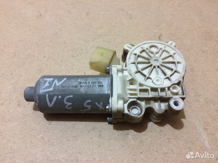 Моторчик стеклоподъемника BMW X5 E70