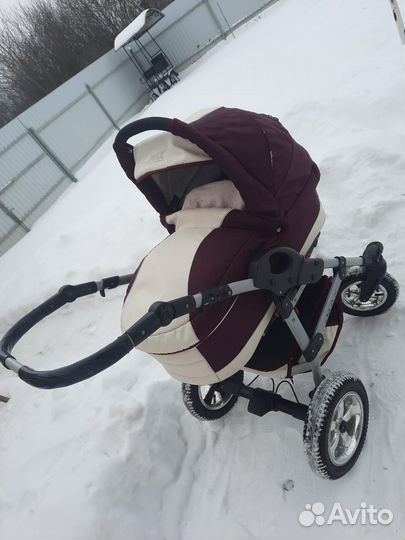 Детская коляска для новорождённых