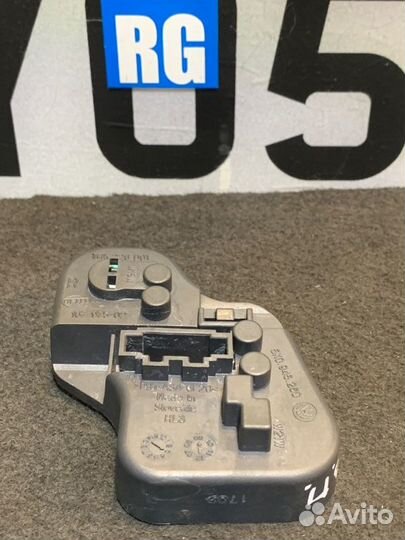 Плата заднего фонаря правая Volkswagen Golf cavd