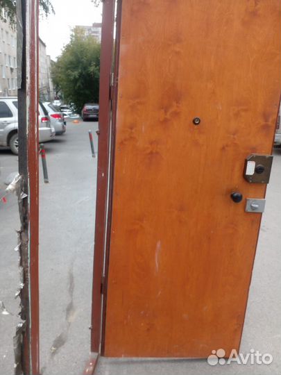 Дверь входная