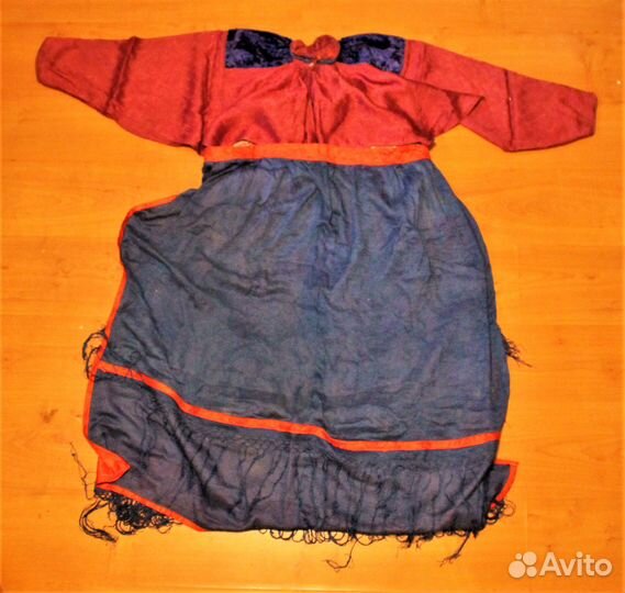 Старинный женский костюм (77) *