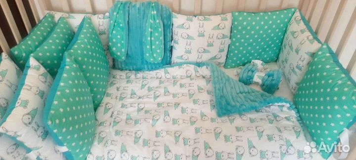 Бортики в кроватку