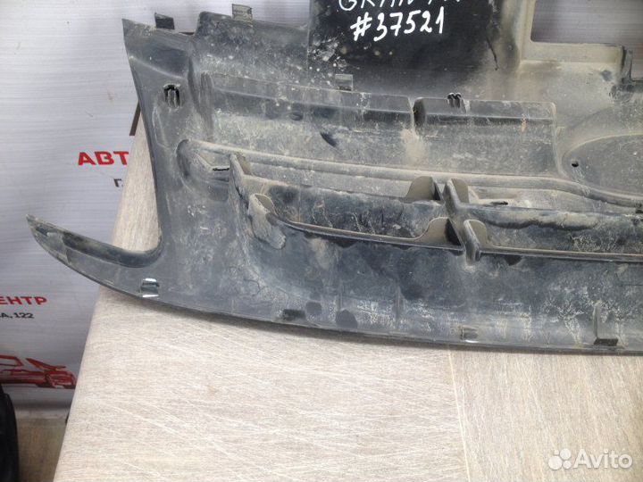 Решетка радиатора LADA Granta 24427